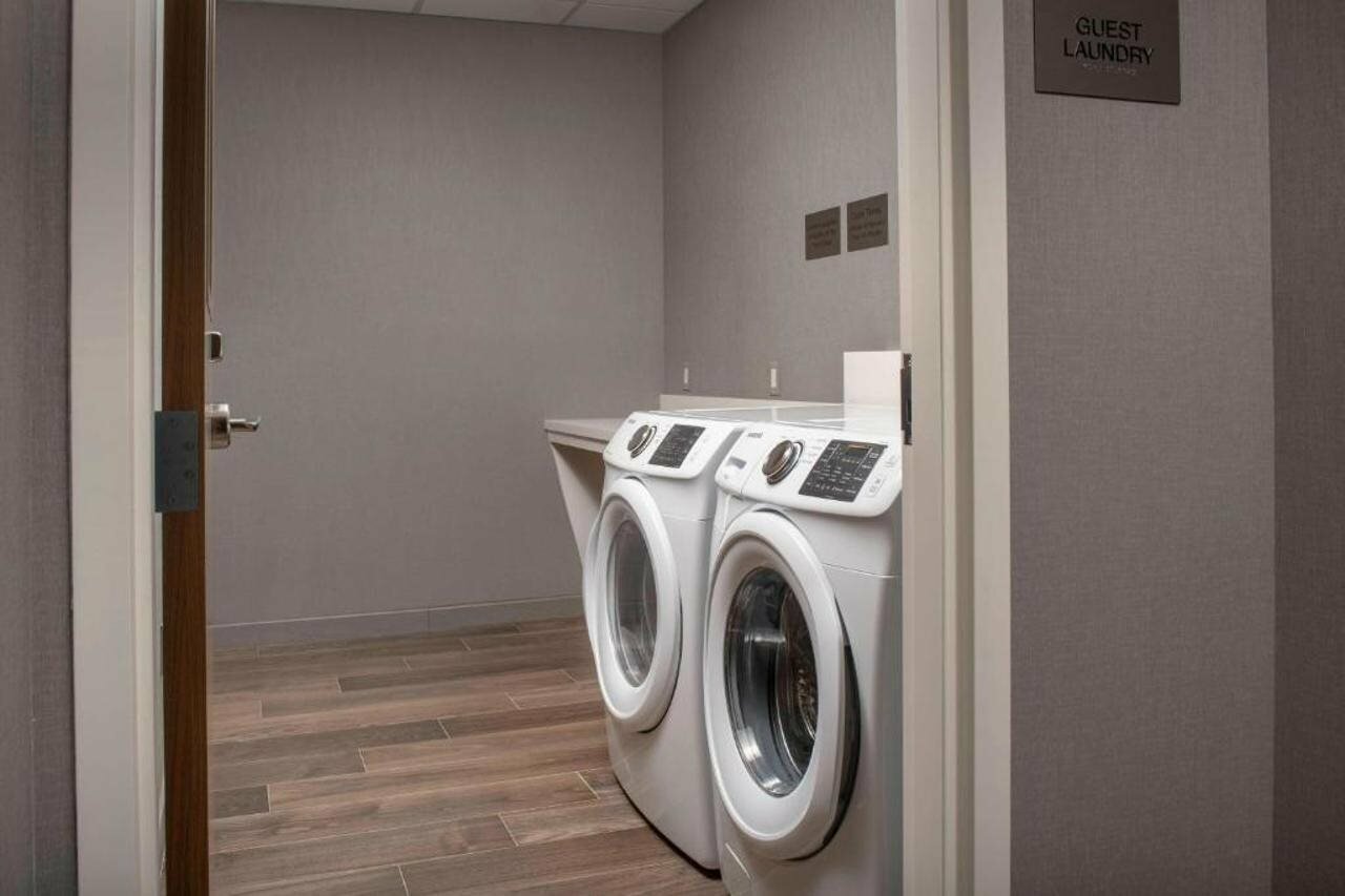 Фото Fairfield Inn & Suites by Marriott Miami Airport West/Doral