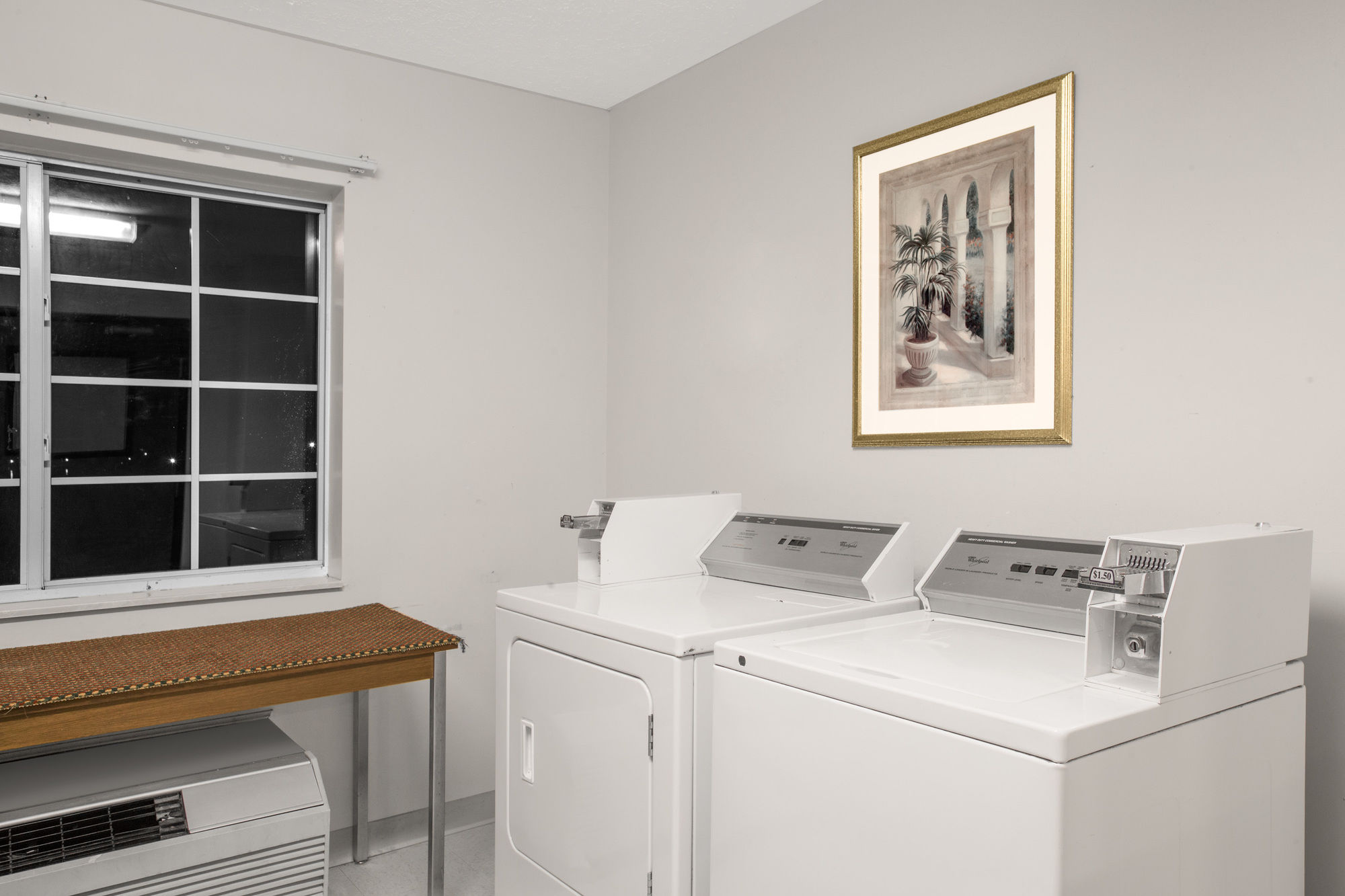 Фото Microtel Inn & Suites by Wyndham Meridian