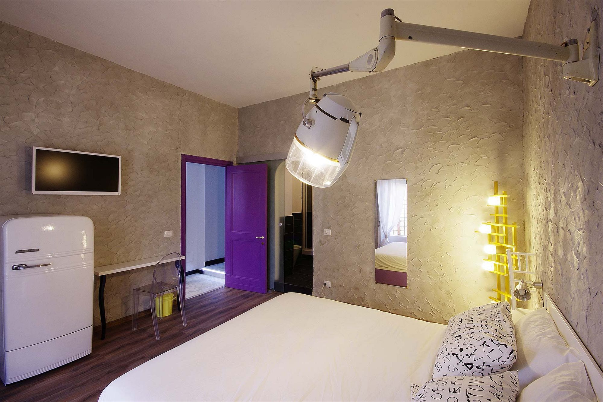 Фото Cineroma Guesthouse