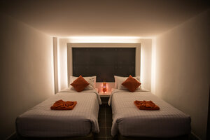 The Original Orange Rooms (gorod Nakkhonsitkhammarat), hotel