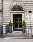 28 York Place