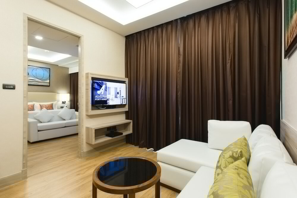 Фото Adelphi Forty-Nine