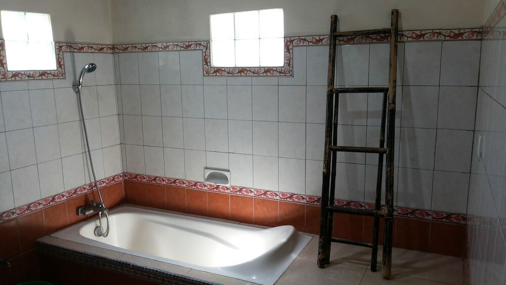 Фото Bali Putra Villa