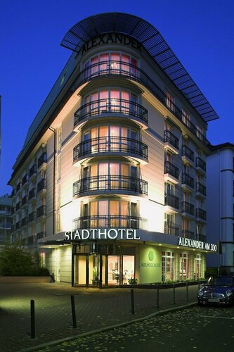 Внешний вид отеля Hotel Alexander am Zoo в Франкфурте-на-Майне, фото 1