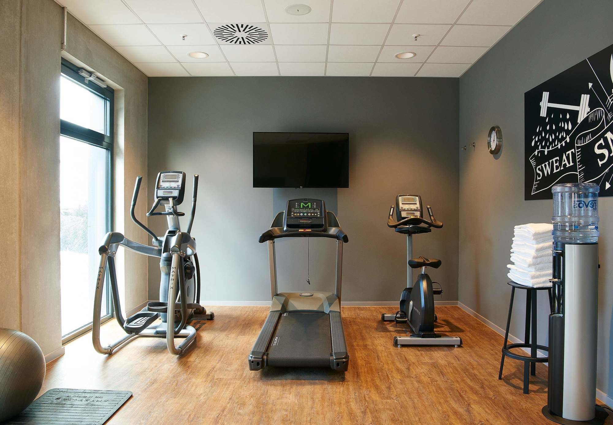 Фото Moxy Frankfurt Eschborn