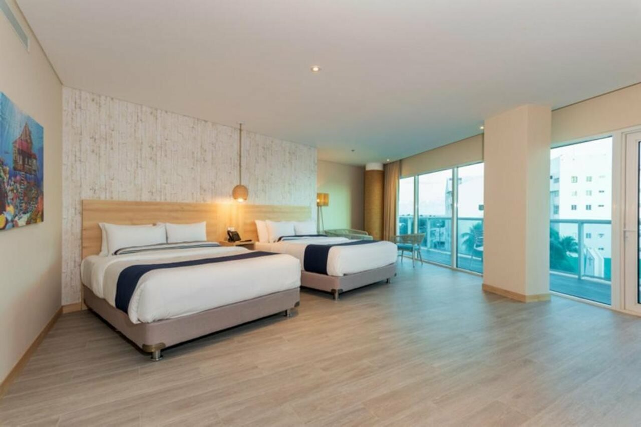 Фото Aquamare Hotel