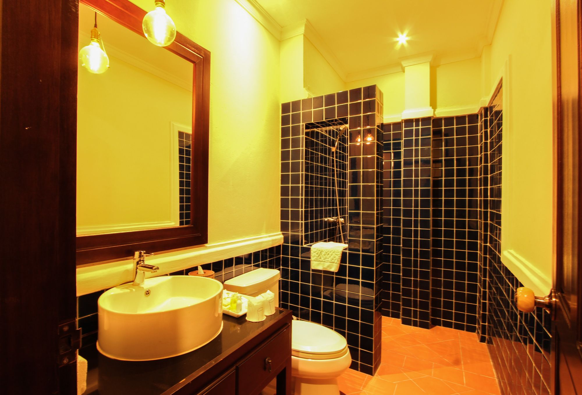 Фото Le Luxe Boutique Hotel