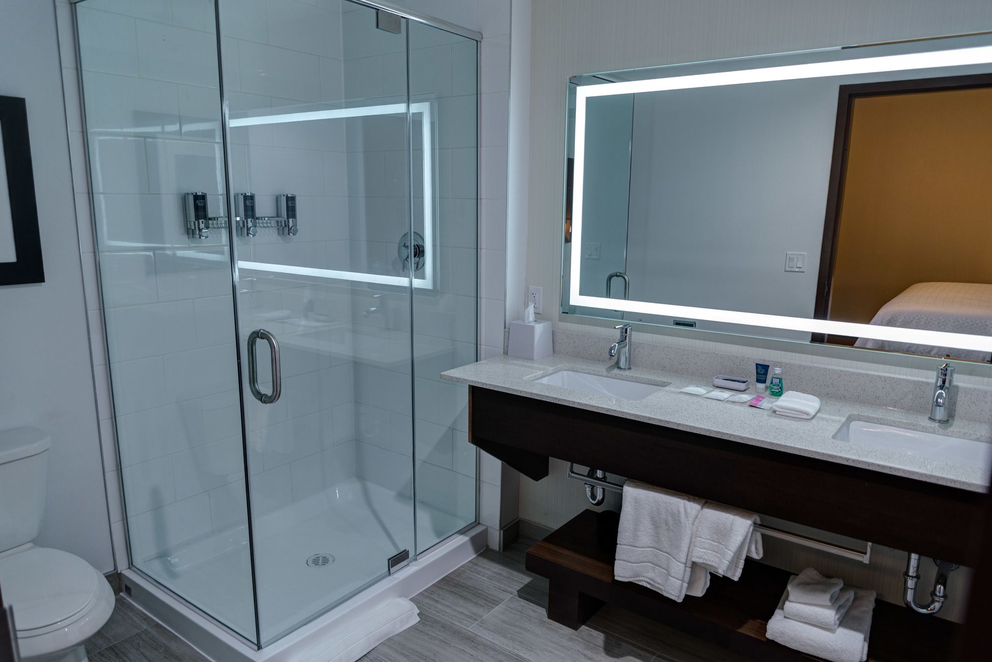 Фото Four Points by Sheraton Sherwood Park