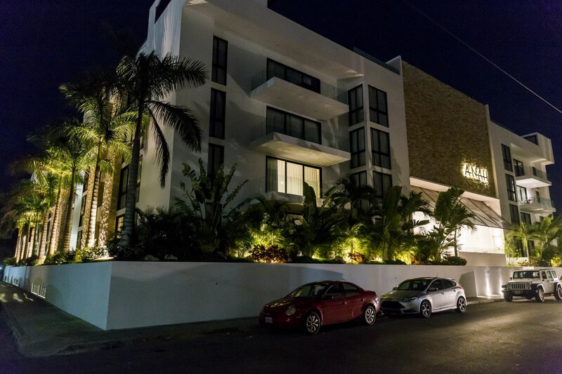 Гостиница Anah Luxury Condos by Baitna в Плая-дель-Кармен