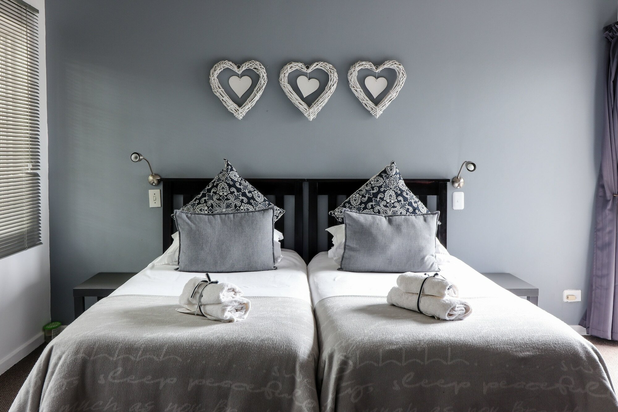 Фото George Lodge International