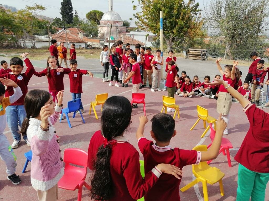 Primary school Ataturk Ilkogretim Okulu, Izmir, photo
