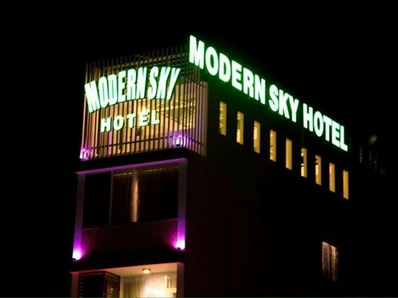 Гостиница Modern Sky Hotel в Нячанге