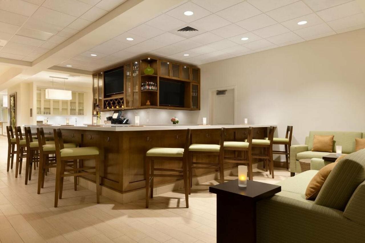 Фото Hilton Garden Inn Boston Logan Airport