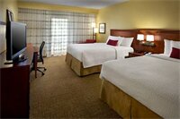 Фото Courtyard by Marriott Lincroft Red Bank