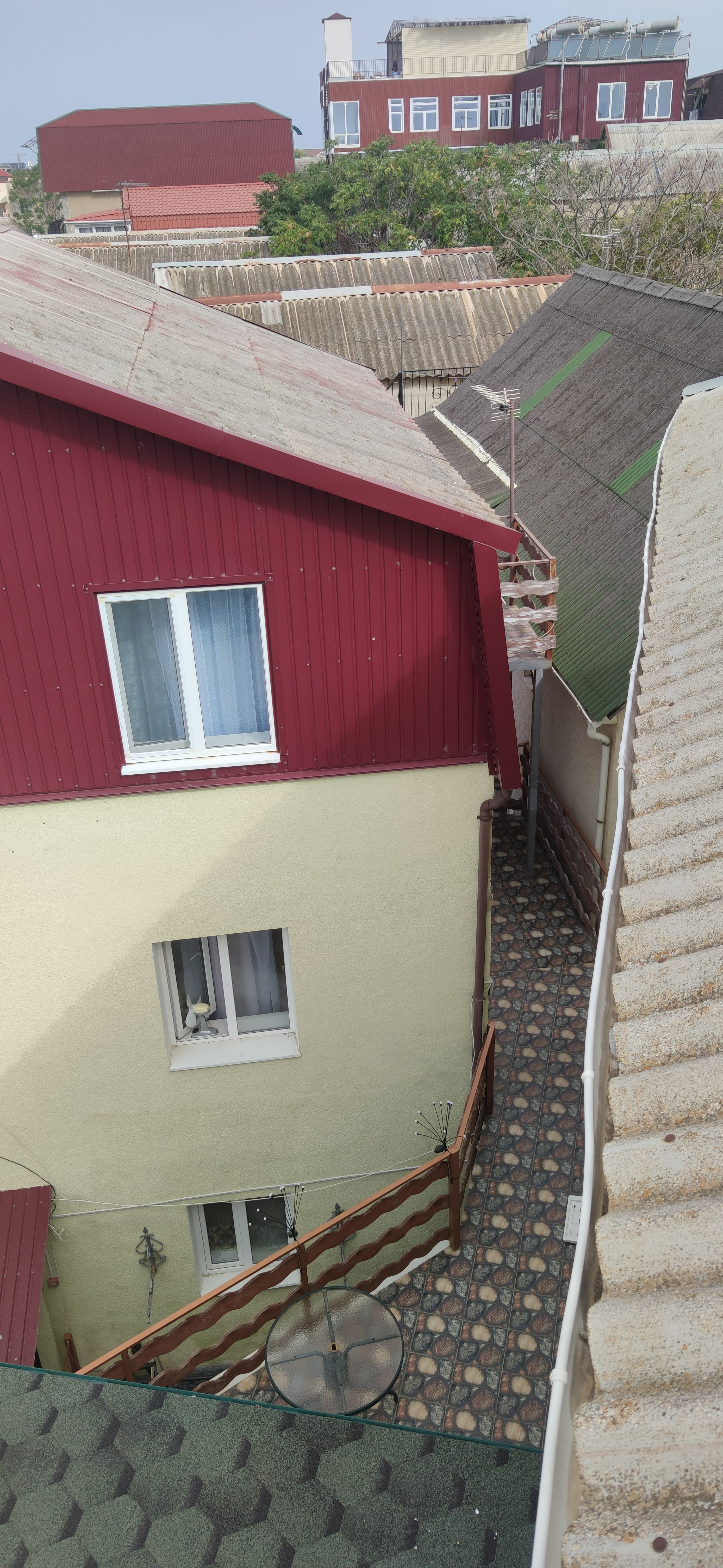 Фото Зеленый дом у маяка