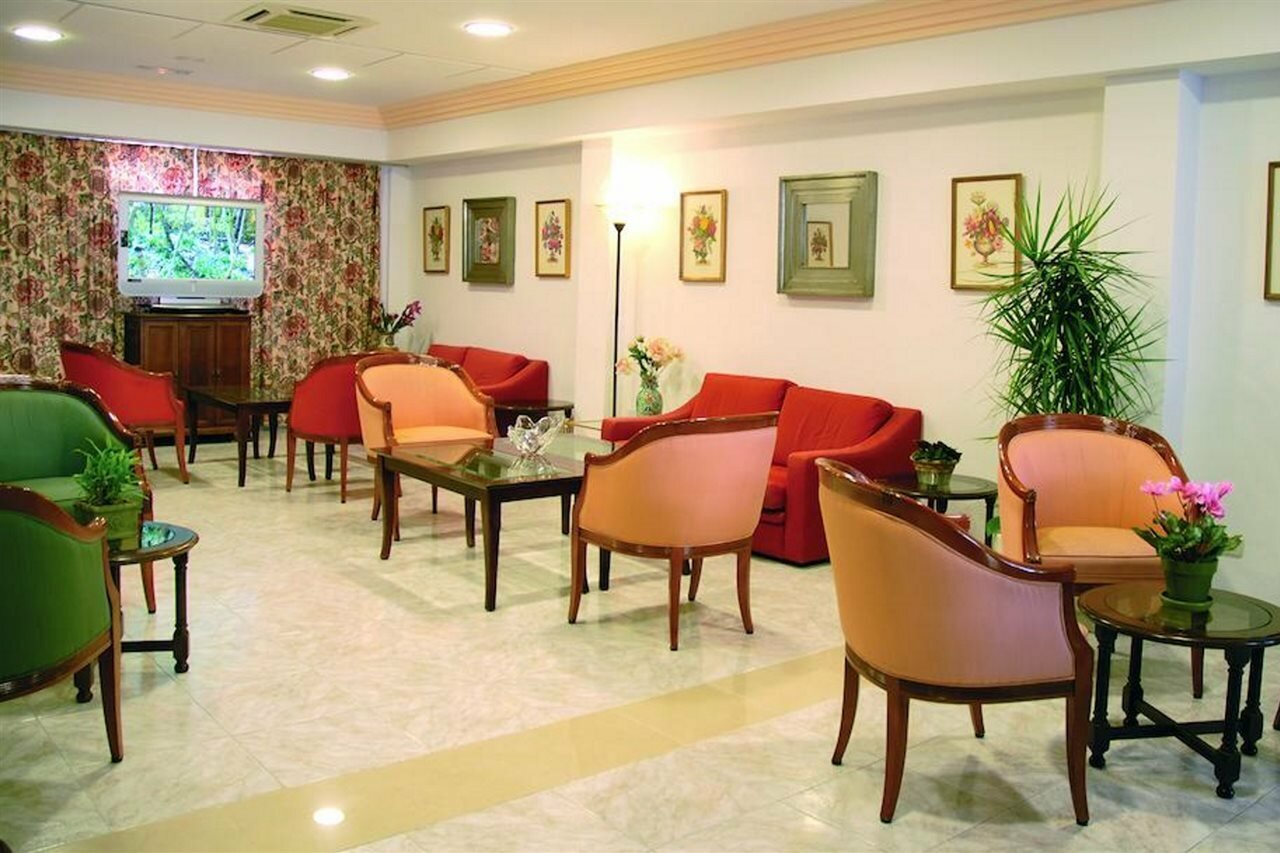 Фото Hotel Amoros