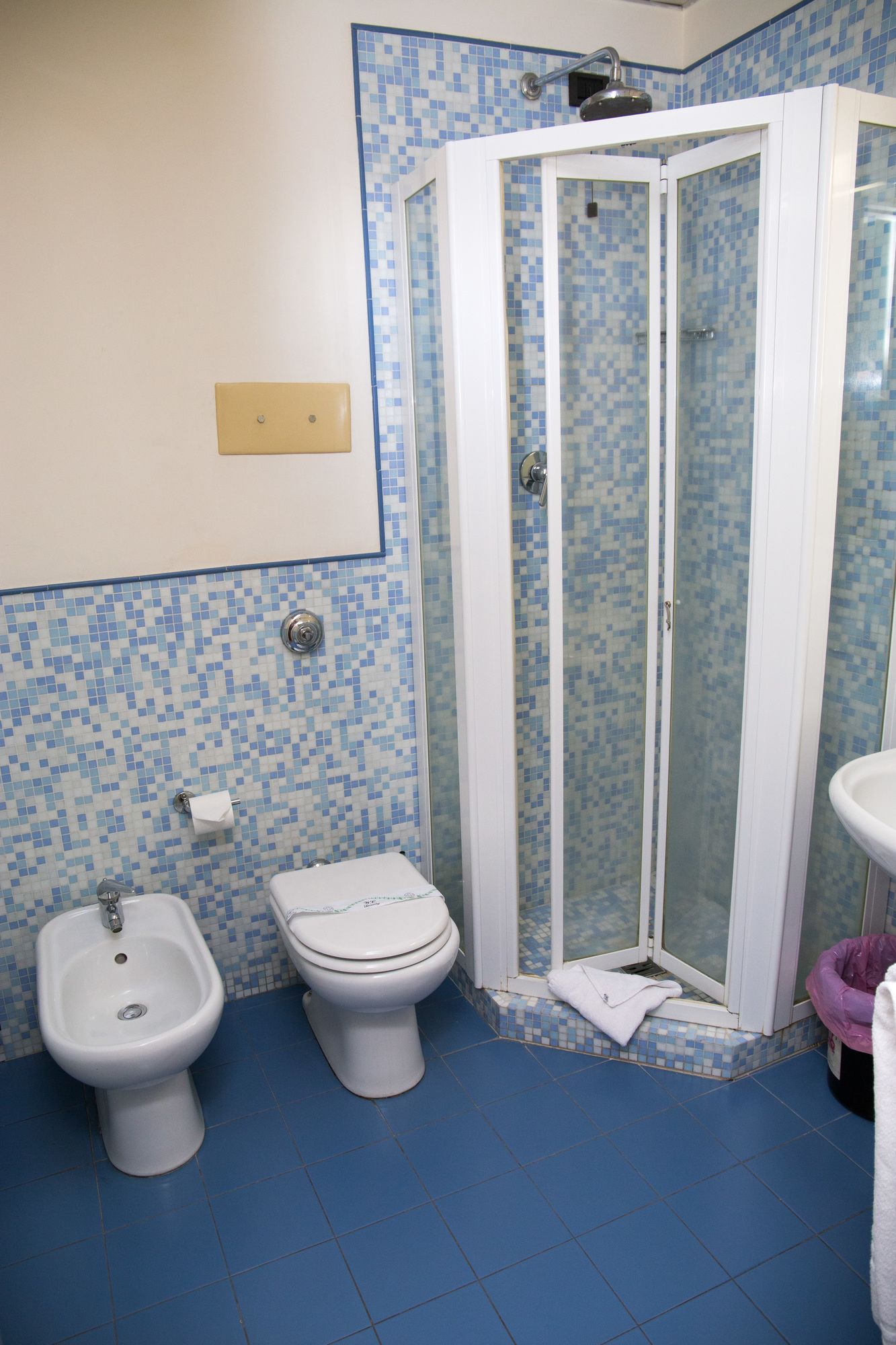 Фото Hotel Montreal