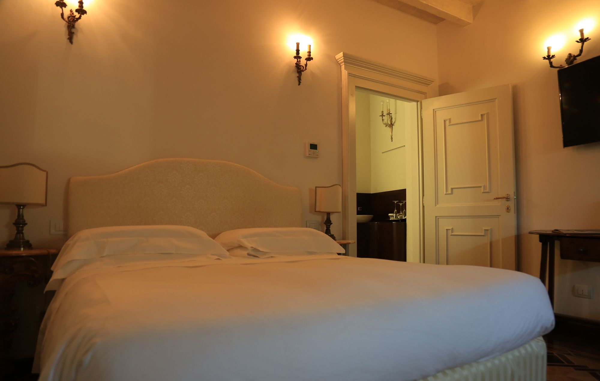 Фото Santa Marta Suites