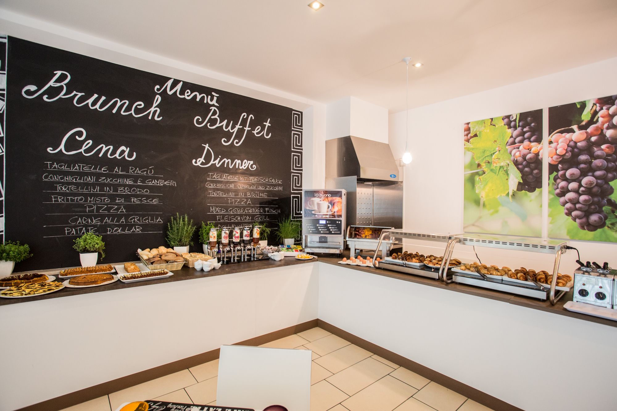 Фото 47050645746