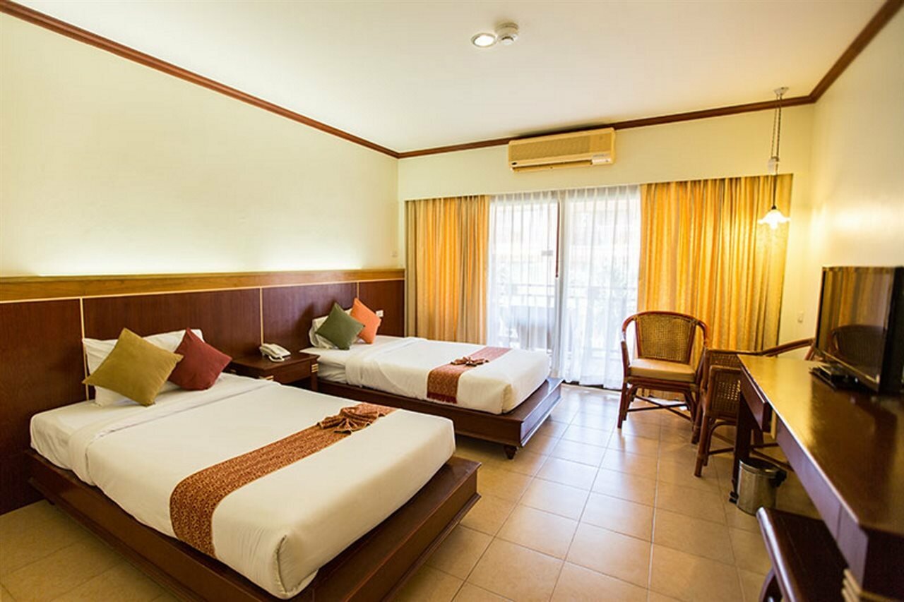 Фото Lanta Casuarina Beach Resort