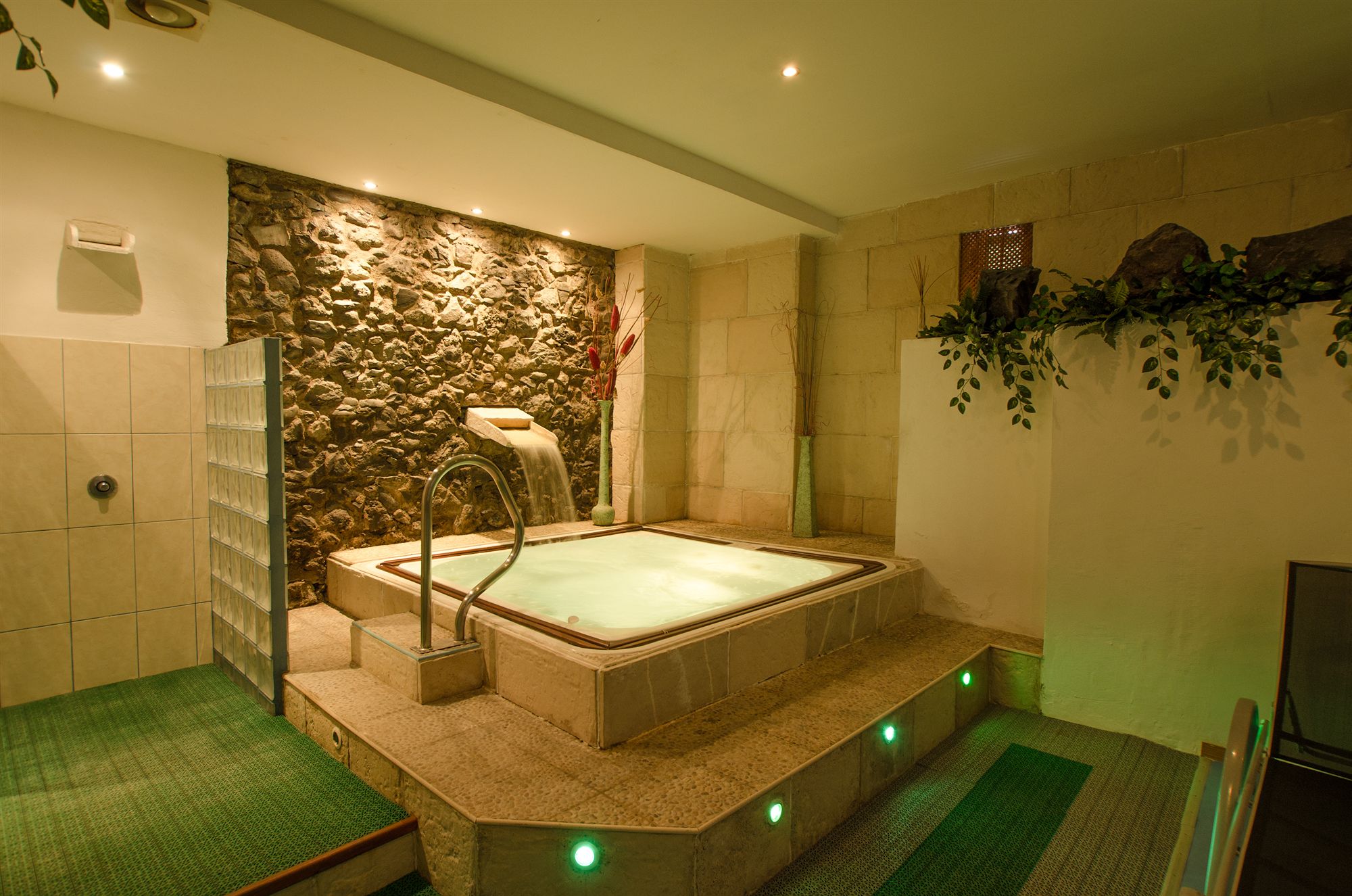 Фото Garahotel