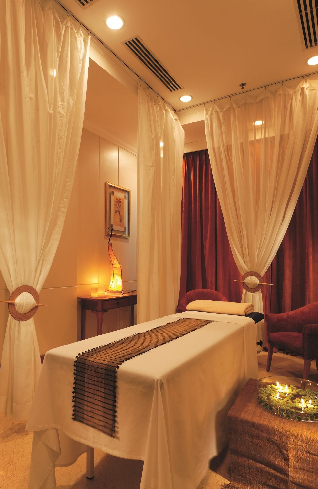 Фото Movenpick Hotel Cairo Media City