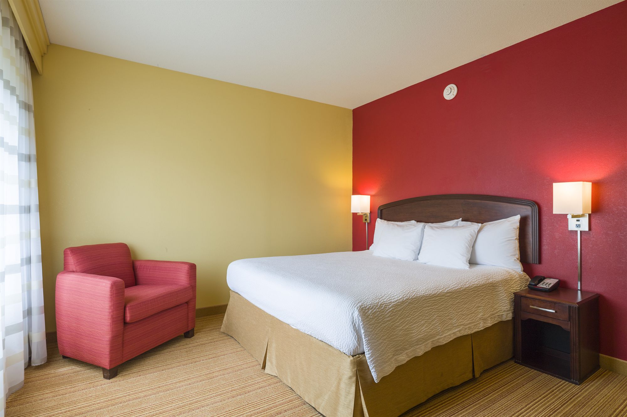 Фото Courtyard by Marriott Wilmington Brandywine