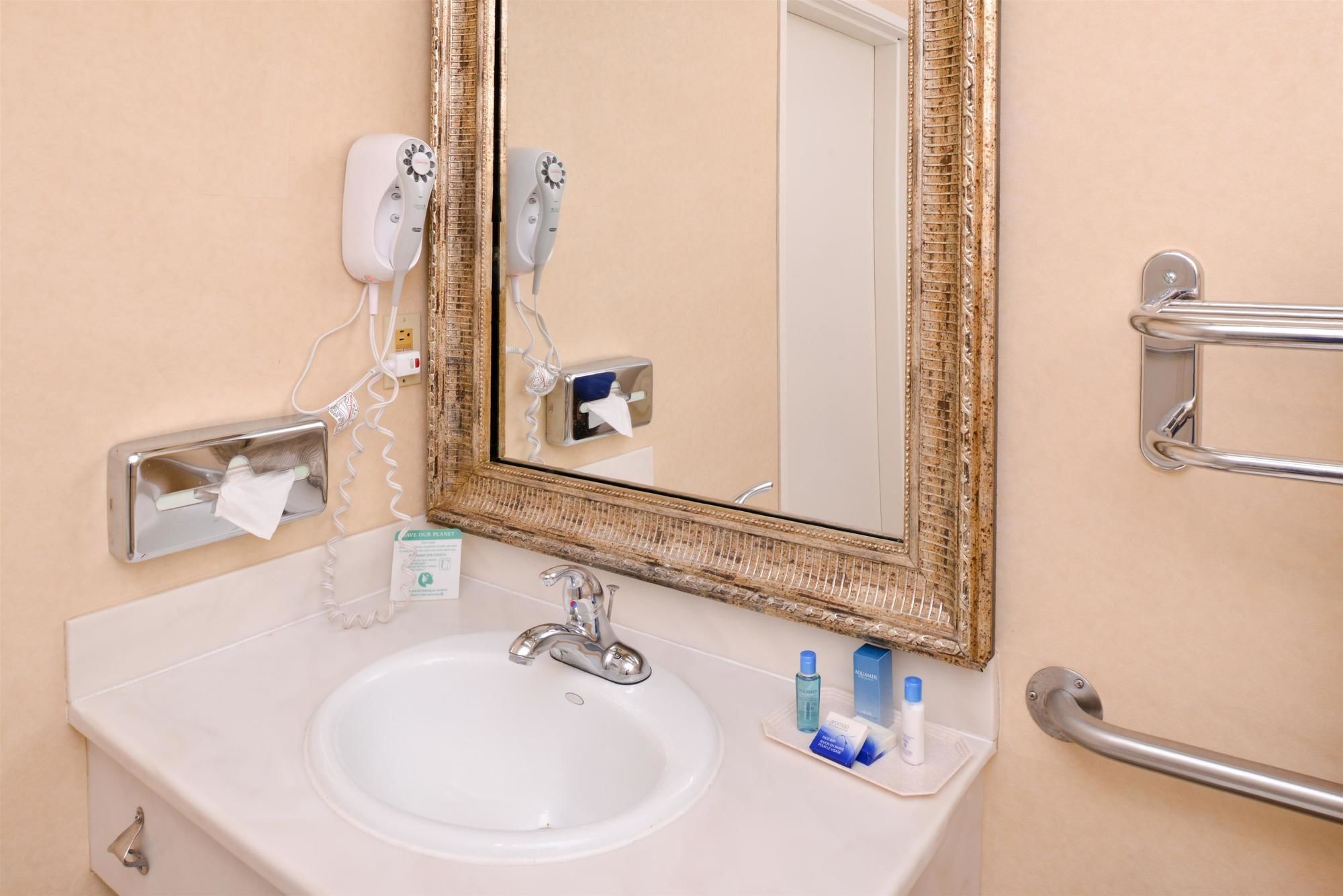 Фото Best Western Airpark Hotel-Los Angeles Lax Airport