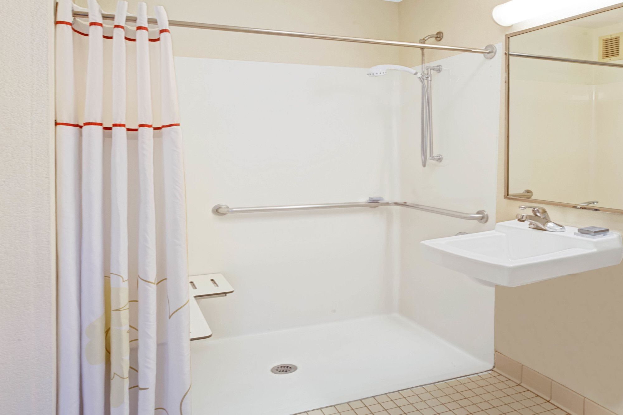 Фото MainStay Suites Chicago Schaumburg