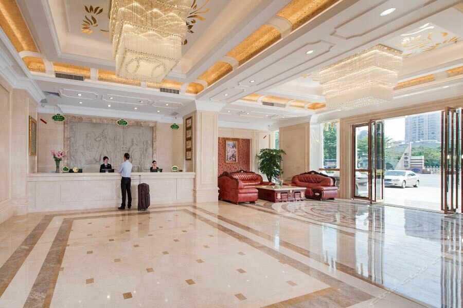 Гостиница Vienna Hotel Huizhou Chenjiang Avenue, Гуандун, фото