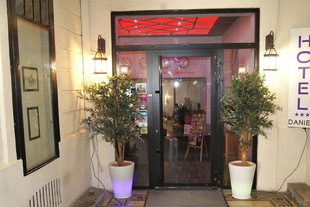 Фото The Originals Boutique, Hôtel Danieli, Avignon