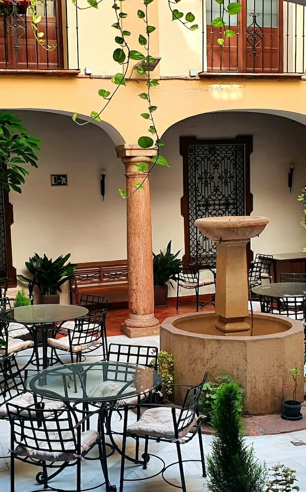 Фото Hotel Coso Viejo