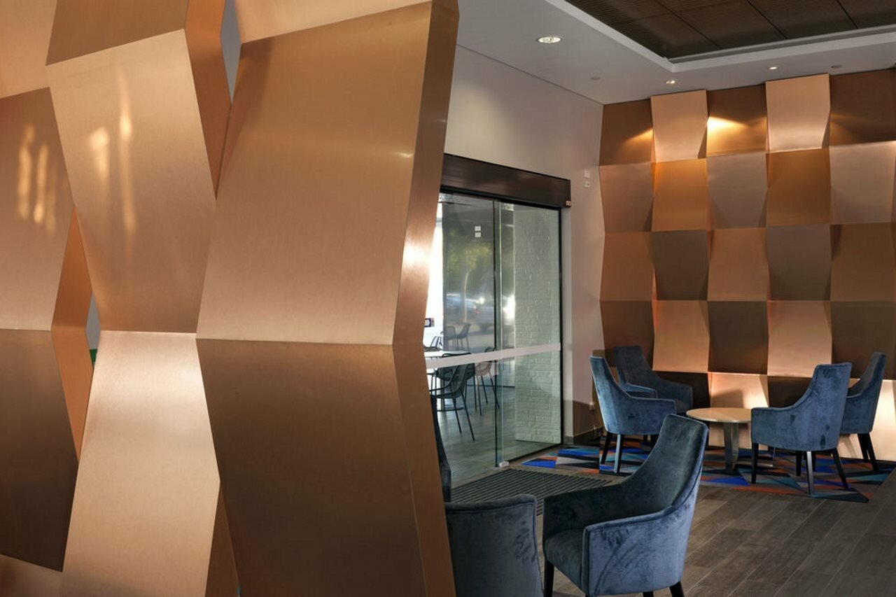 Фото H on Mitchell Apartment Hotel