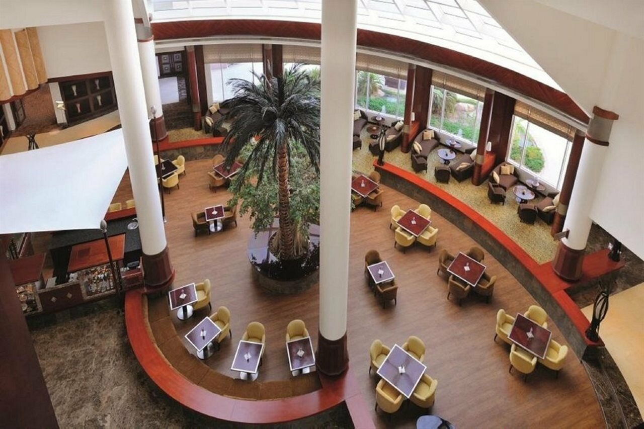 Фото Mövenpick Bahrain