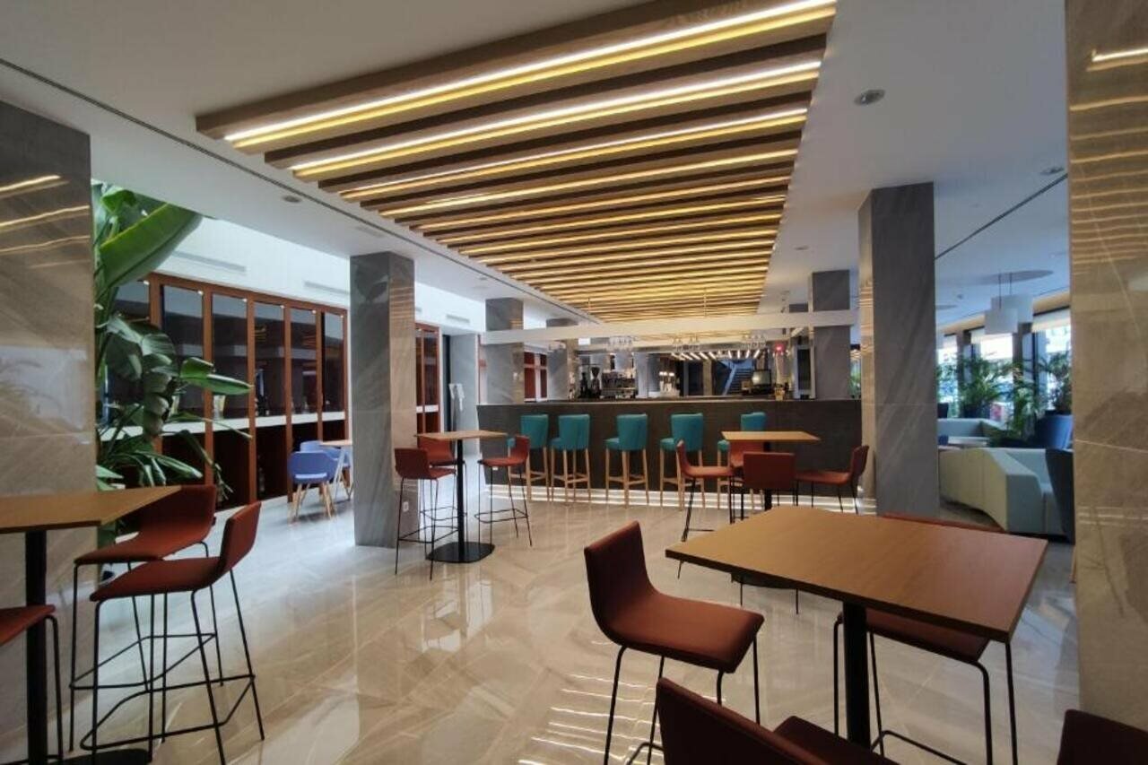 Фото Apartamentos El Puerto