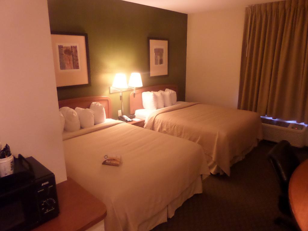 Фото Quality Inn & Suites Lake Charles South