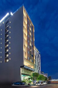 Grand Sunrise 3 Hotel & Spa (Đường sắt Việt Nam, Hải Vân), hotel