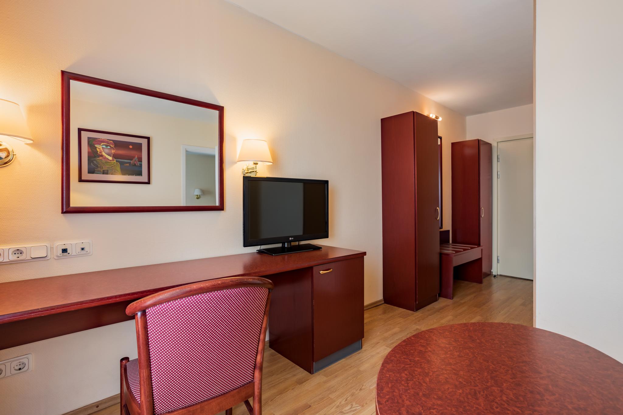 Фото Cosmos Murmansk Hotel