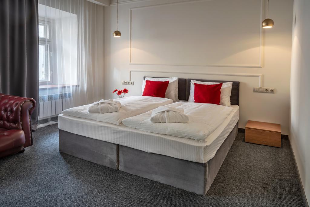 Фото отеля 1