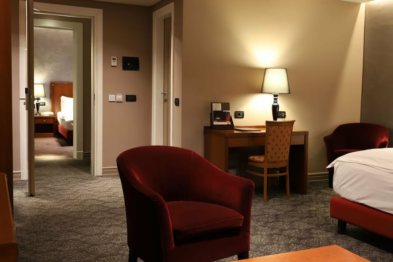 Фото Отель Mondial