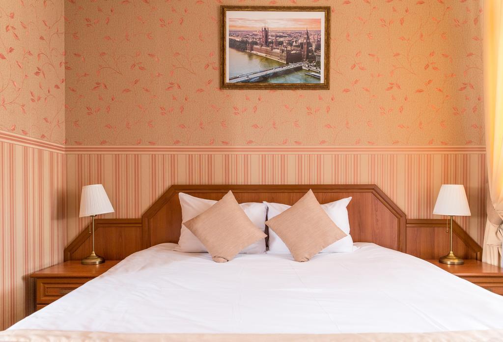 Фото Ломоносов