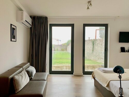 Апартаменты Trind7 · Samasal Trindade Apartments № 7 Garden View в Порту