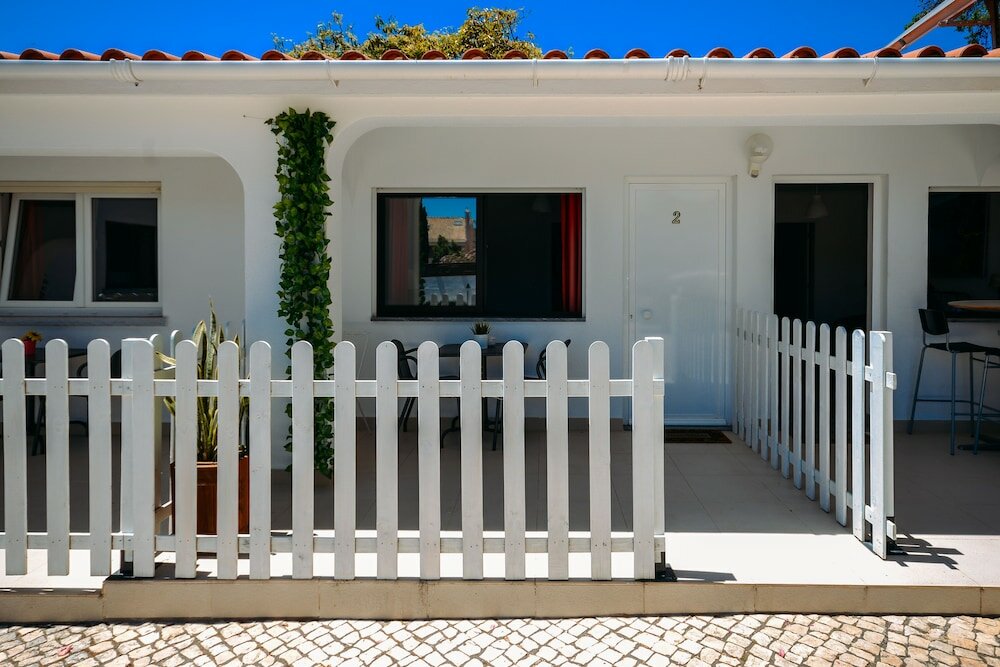 Фото Limmo Garden Guest House