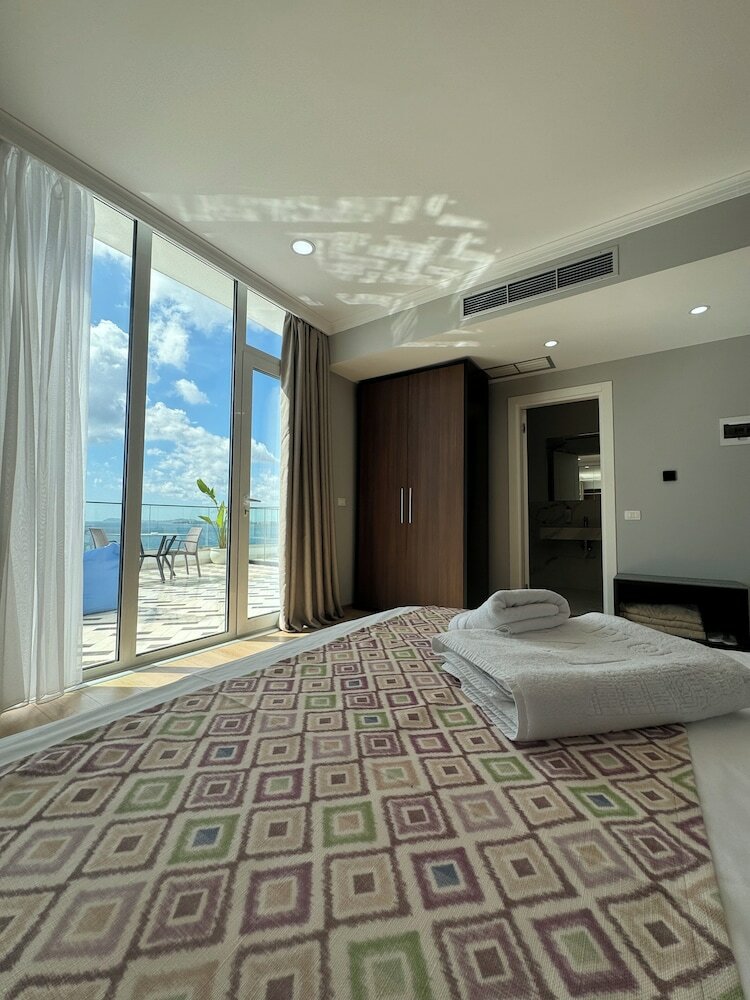Фото Hotel Britania