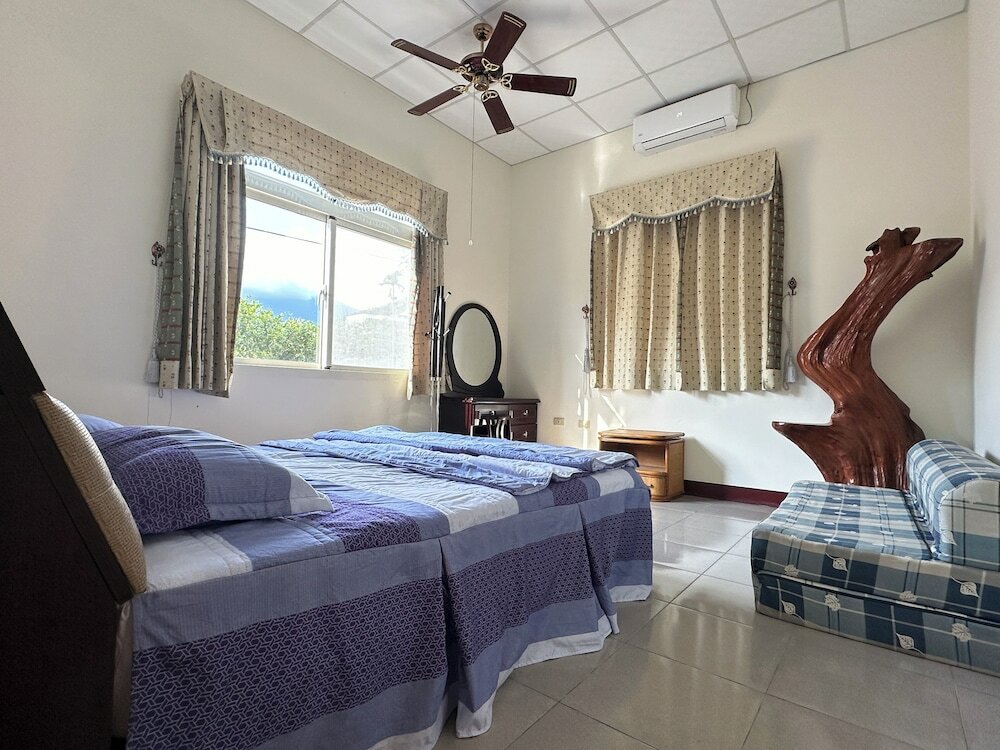 Фото Little girl's home