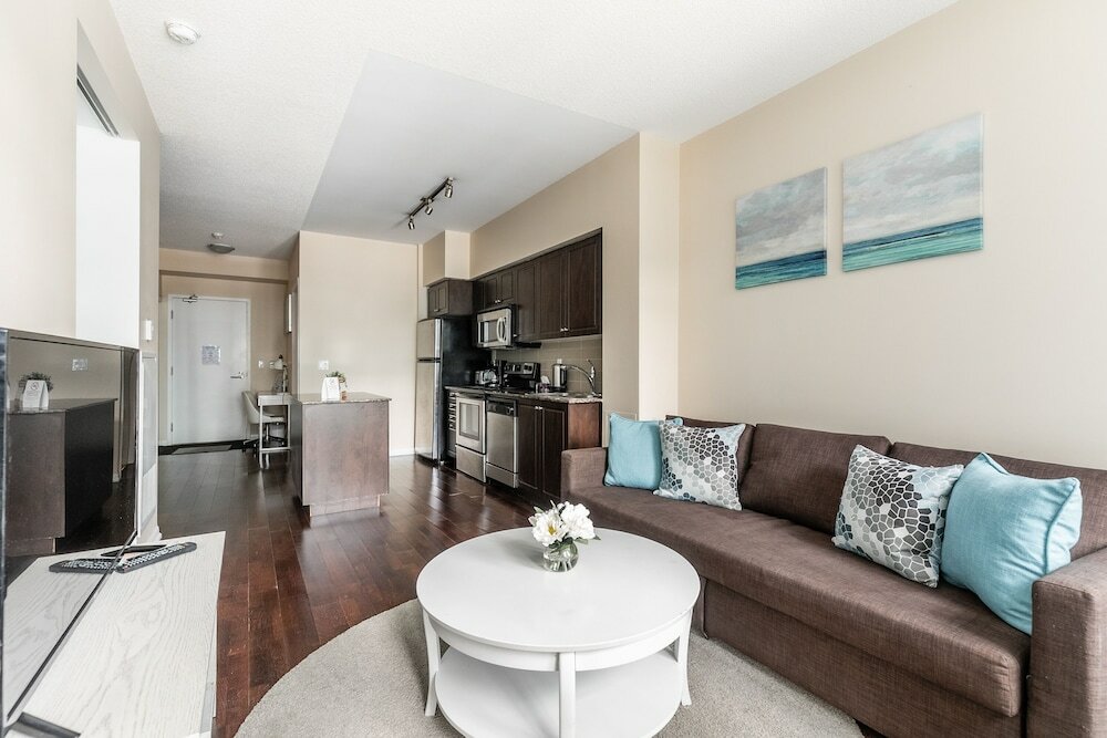 Фото Апарт-отель Globalstay Magnificent Toronto Condos