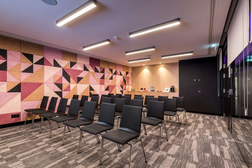 Фото Yotel Porto