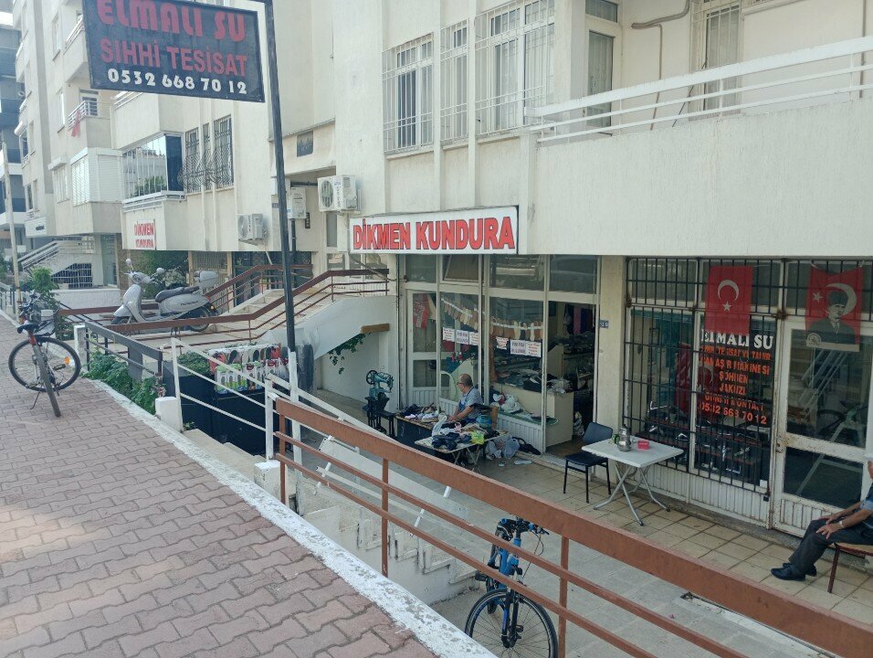 Shoe store Dikmen Ayakkabi Tamiri ve Bakim Salonu, Antalya, photo