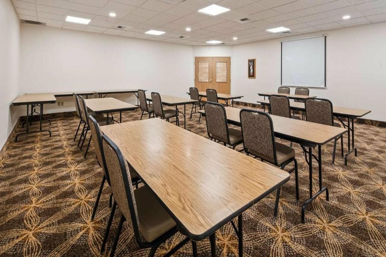 Фото Best Western Yellowstone Crossing