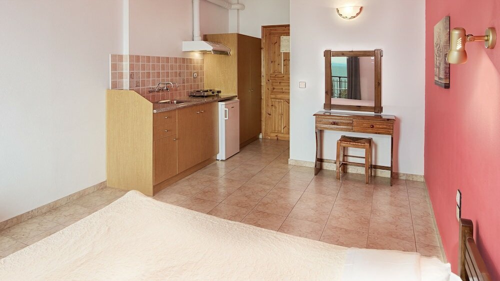 Фото Отель Pharos Rooms